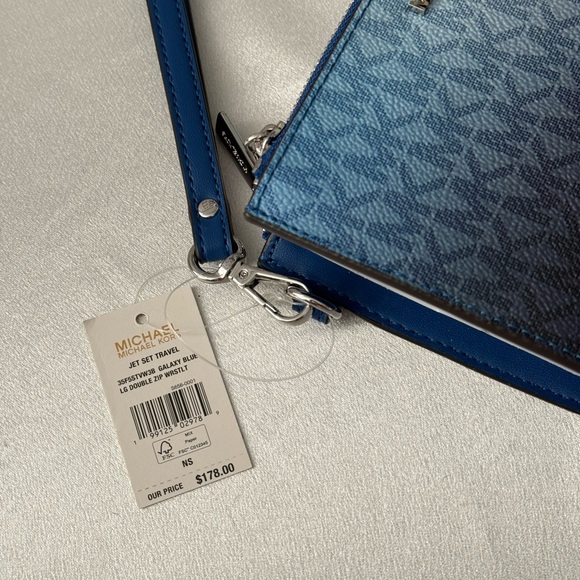 MICHAEL KORS Jet Set Large Ombré Signature Logo Double Zip Wristlet Phone Holder - Picture 8 of 8